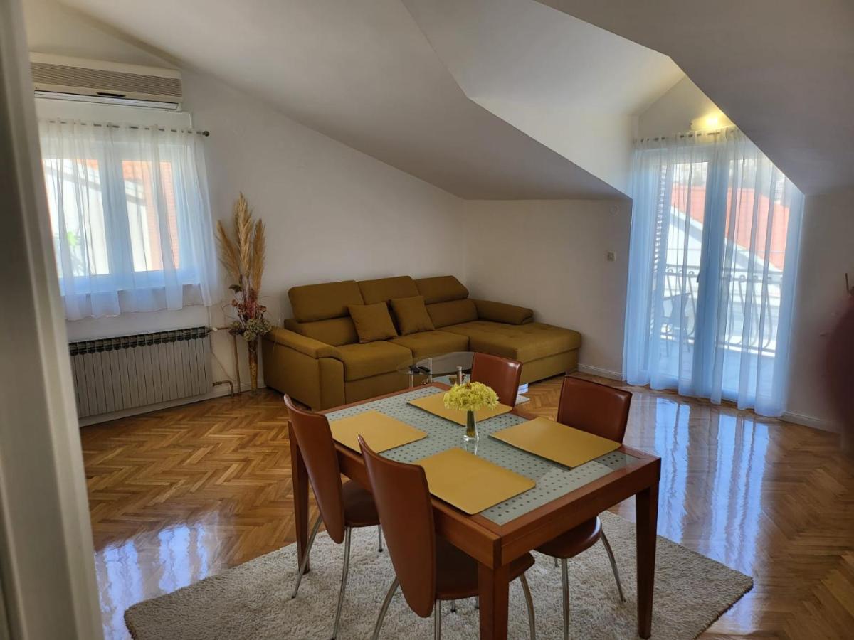 Luka Apartment Sibenik Exterior photo